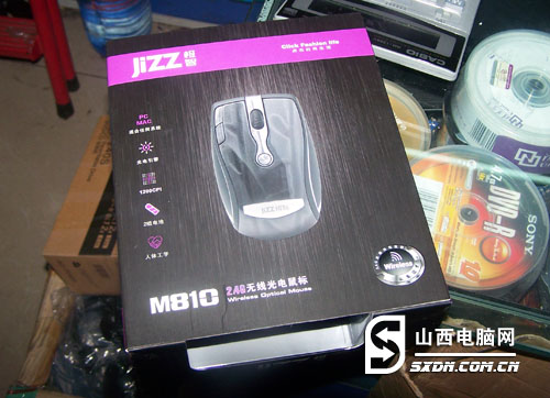 M810