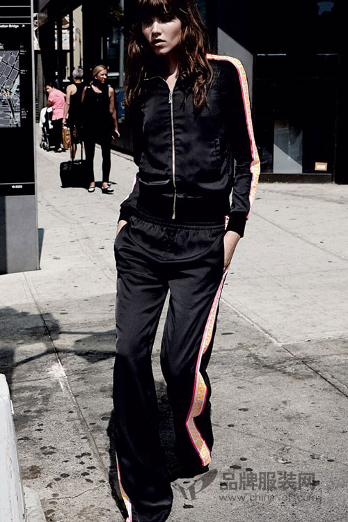 �ﶬ���н�ͷװ���˶��������ʳ�¯