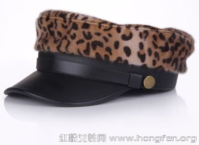 2015流行新款帽子类型图片 巧配服饰搭出潮范