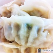 �������ܻ�ӭ��ҹ�м�·��̯С�Խ���