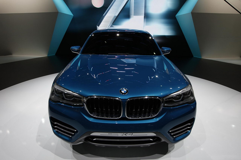 夏季促销秒杀价 时尚大气宝马X4钜惠18万