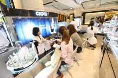 LG�ݳ�Ʒ�Ƽ�������һԱҩױ��λ�ѿ����µ�