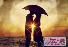 �̵�д�����ŵ�һ���Ÿ���ŨŨ�İ�