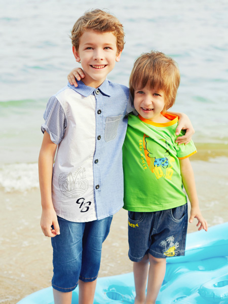 ����è����