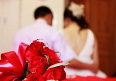 ���û��ϸ�红�� ûǮȢ��ϱ��Ů�ɱ�̥�������ñ�ɷ���