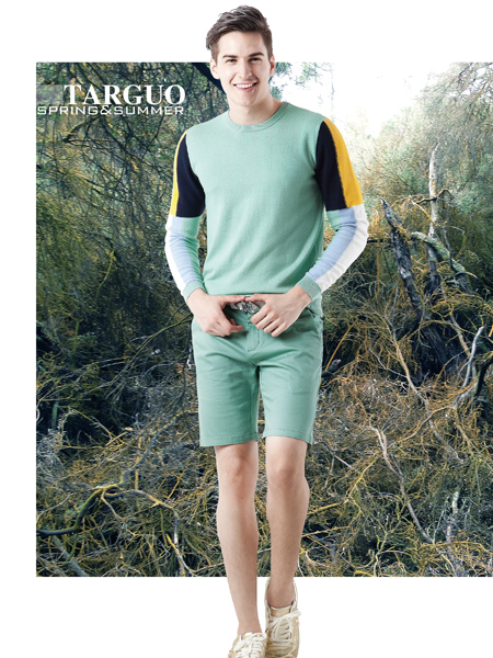 ������װ��ɫT��