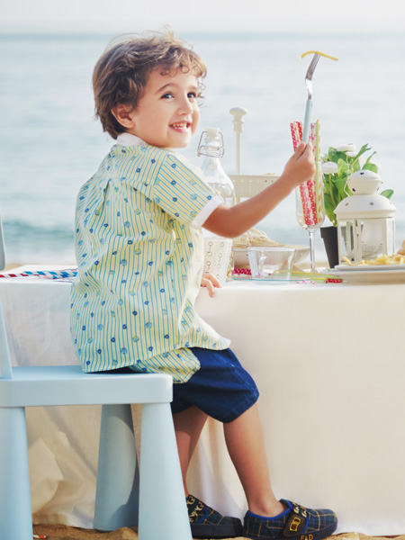 ����è������Ʒ����