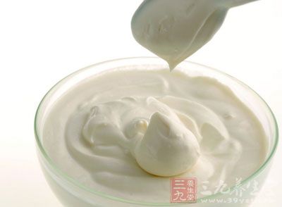 酸酸甜甜的酸奶是女生们的最爱 酸酸甜甜的酸奶是女生们的最爱