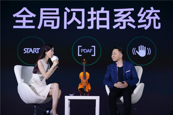 ����˭���ã� OPPO R7�Ա�ƻ��iPhone 6 