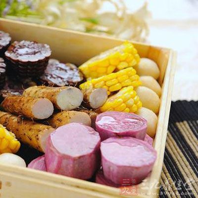 选择易消化、吸收,纤维质高的食物为主 选择易消化、吸收,纤维质高的食物为主