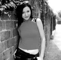 靓丽女主持人全身瘫痪温情中领悟幸福真谛(图)