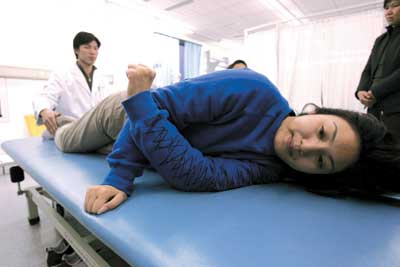 靓丽女主持人全身瘫痪温情中领悟幸福真谛(图)
