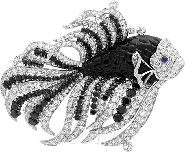 Van Cleef & ArpelsűNAGEUR NOIR ET BLANCڰӾߣ룬Kʯ͹Բиʯɫ⾧ʯ